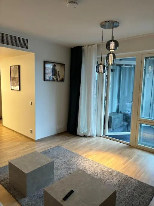 Eco-Apartment & Balcony Near Mall Of Tripla, Helsínquia Apartamento
