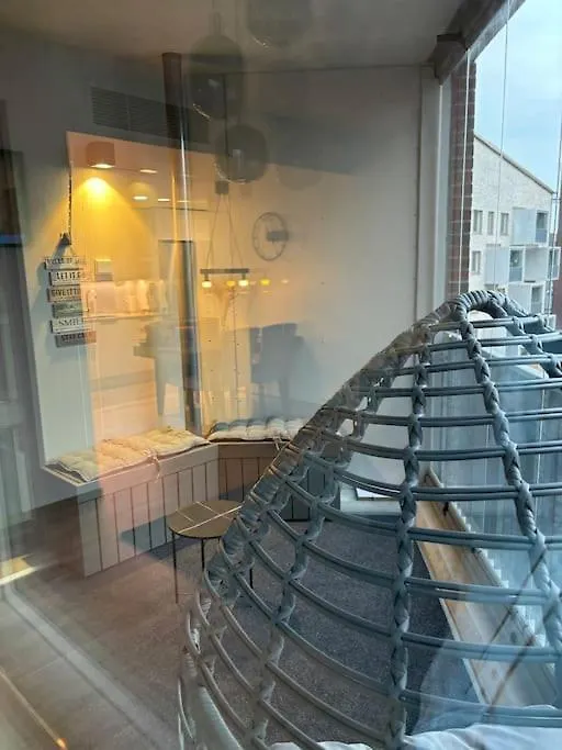 Apartamento Eco-Apartment & Balcony Near Mall Of Tripla, Helsínquia